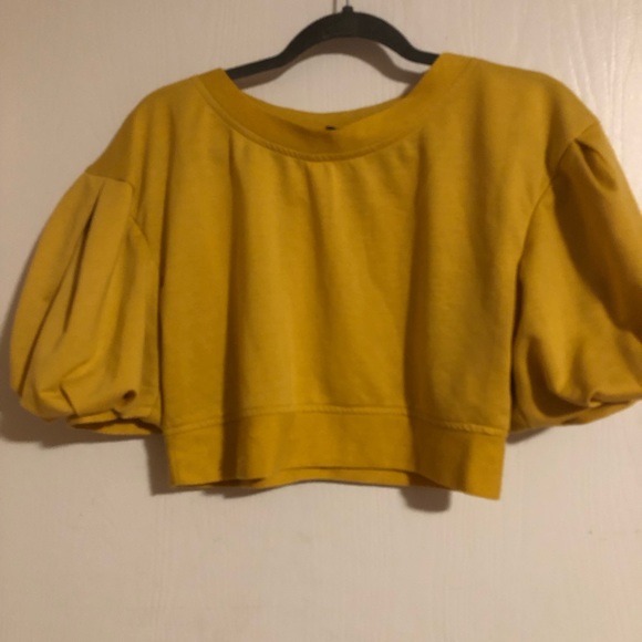 Crop top - Picture 2 of 2